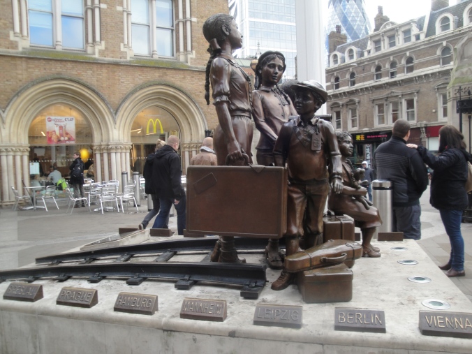 Starting the tour with some German flair... this monument thanks the English, on behalf of the international Jewish community, for sheltering thousands of Jewish children from central and eastern Europe who came to London via Liverpool Street Station during WWII.