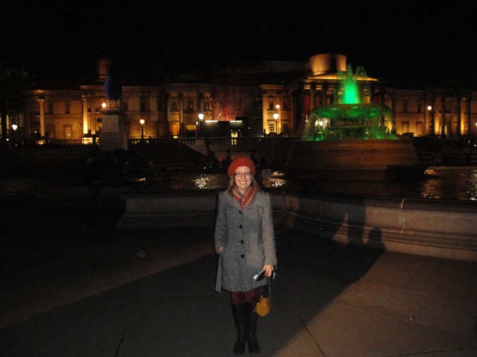 Trafalgar Square by night